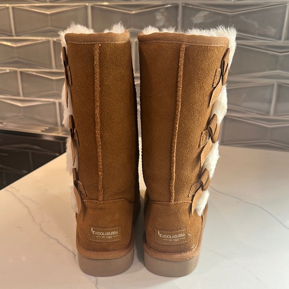 Brown Suede Ugg  Boots - Picture 3 of 4